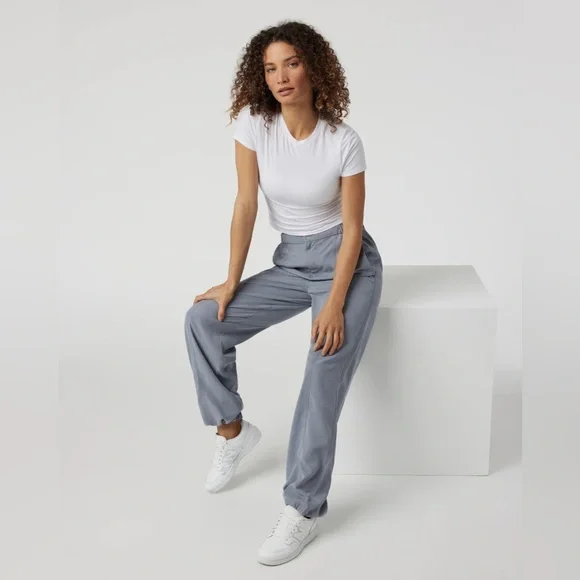 Vuori Women’s Coastline casual Pant Mallorca medium - Picture 3 of 16